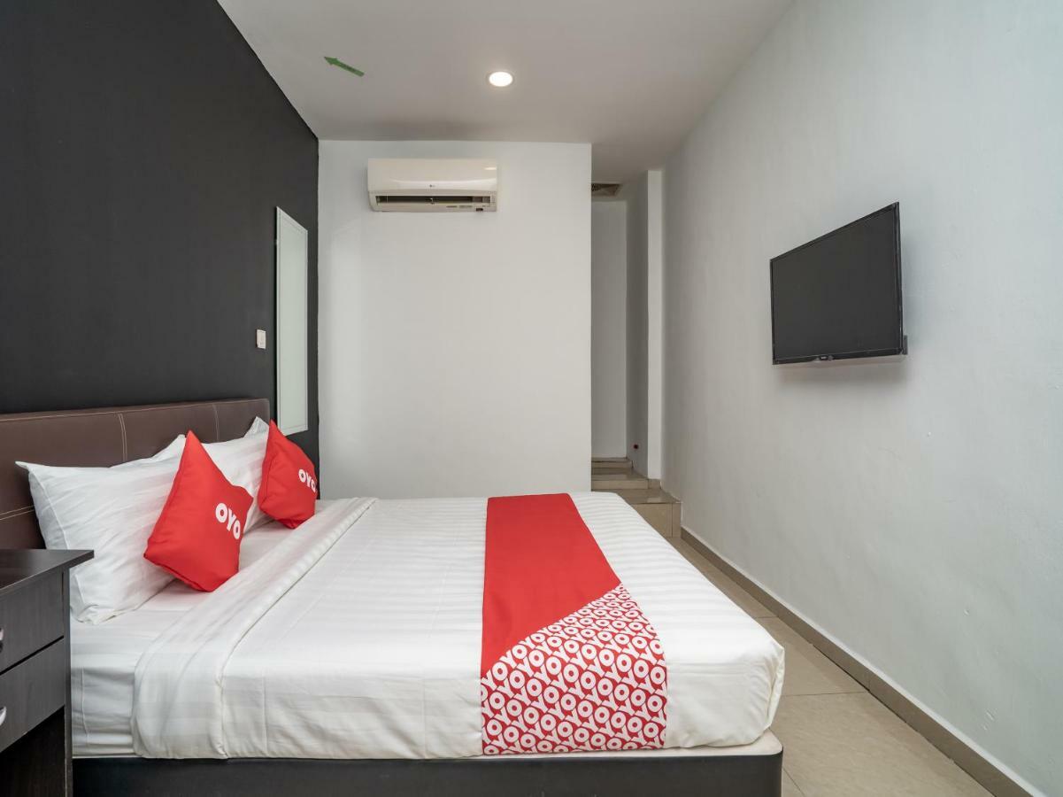 Oyo 1167 Rest And Go Hotel Klang Eksteriør bilde
