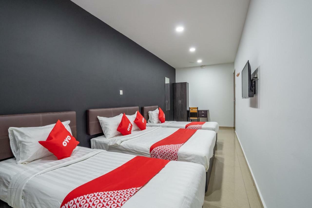 Oyo 1167 Rest And Go Hotel Klang Eksteriør bilde