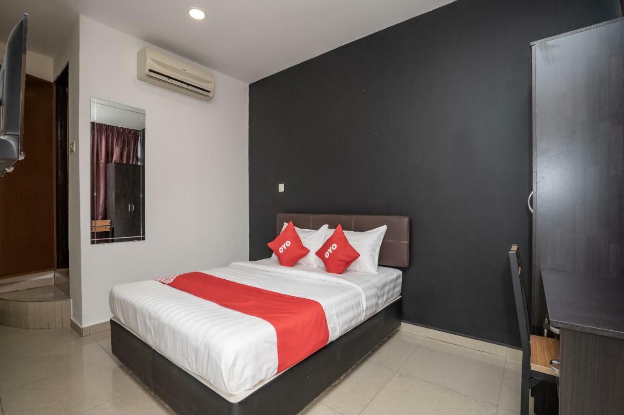 Oyo 1167 Rest And Go Hotel Klang Eksteriør bilde