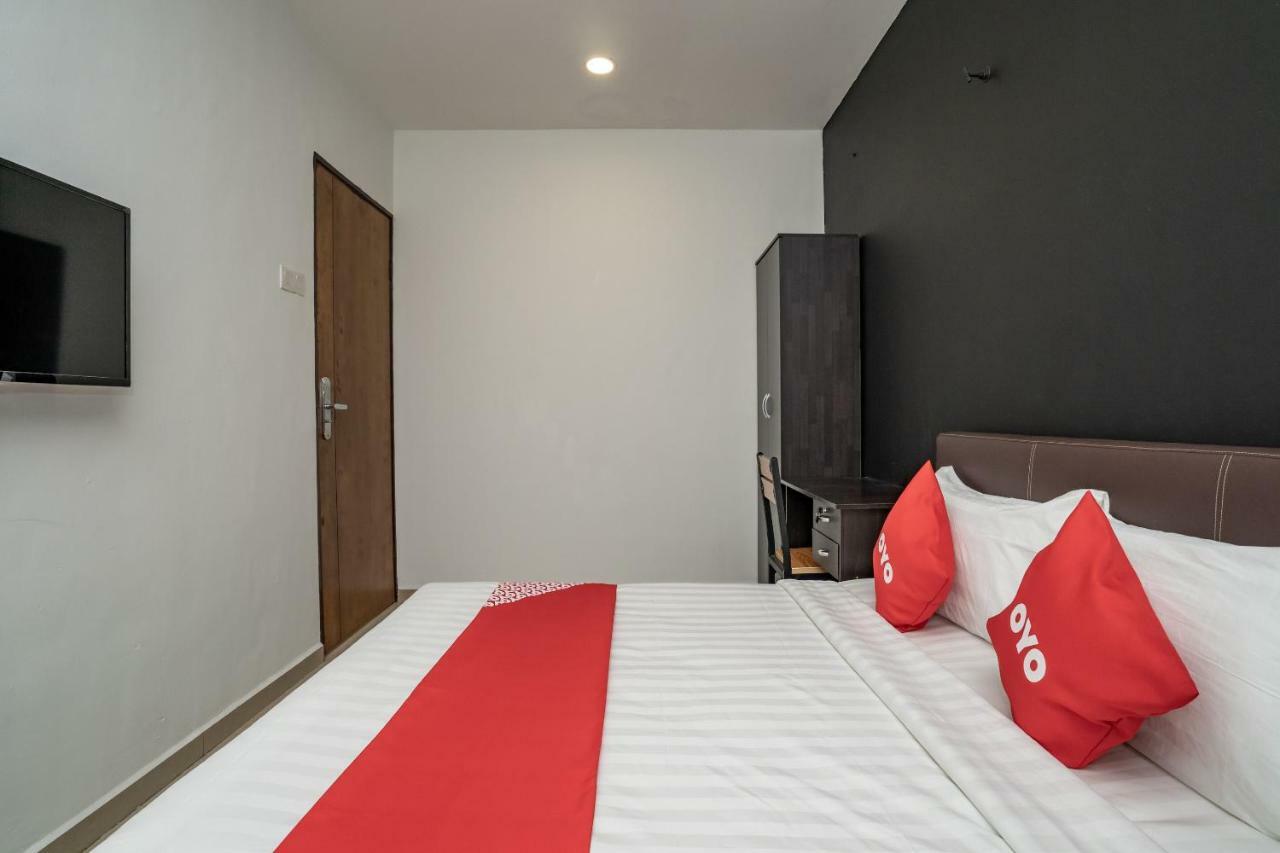Oyo 1167 Rest And Go Hotel Klang Eksteriør bilde