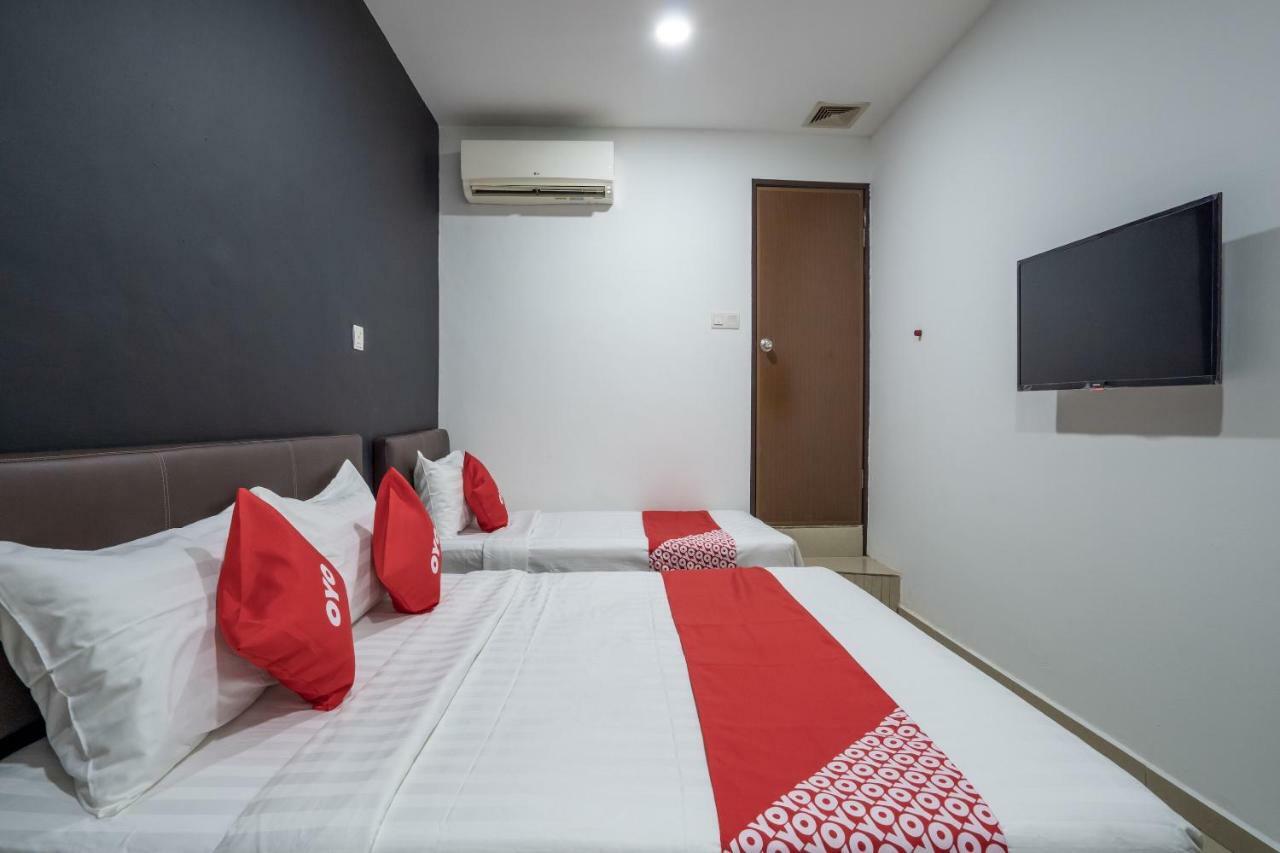 Oyo 1167 Rest And Go Hotel Klang Eksteriør bilde